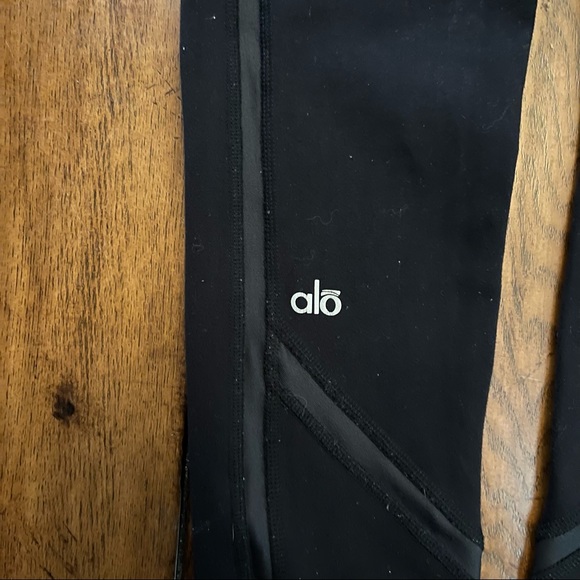 ALO Yoga Black Ribbon Leggings - Picture 3 of 5